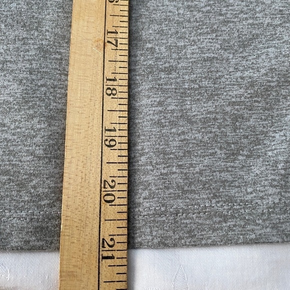 Stranger Things Heather Gray with Pink Accents Women's T-shirt Size XS - Picture 7 of 8